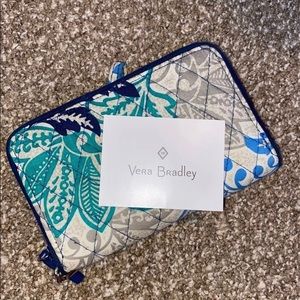 Vera Bradley wristlet